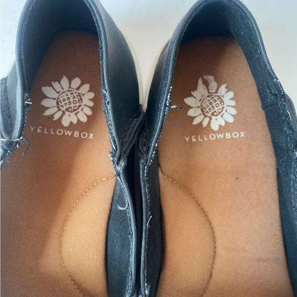 Yellow Box Oleviah - Picture 4 of 9